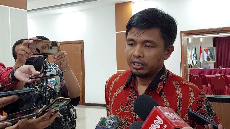 Komisioner KPU Idham Holik