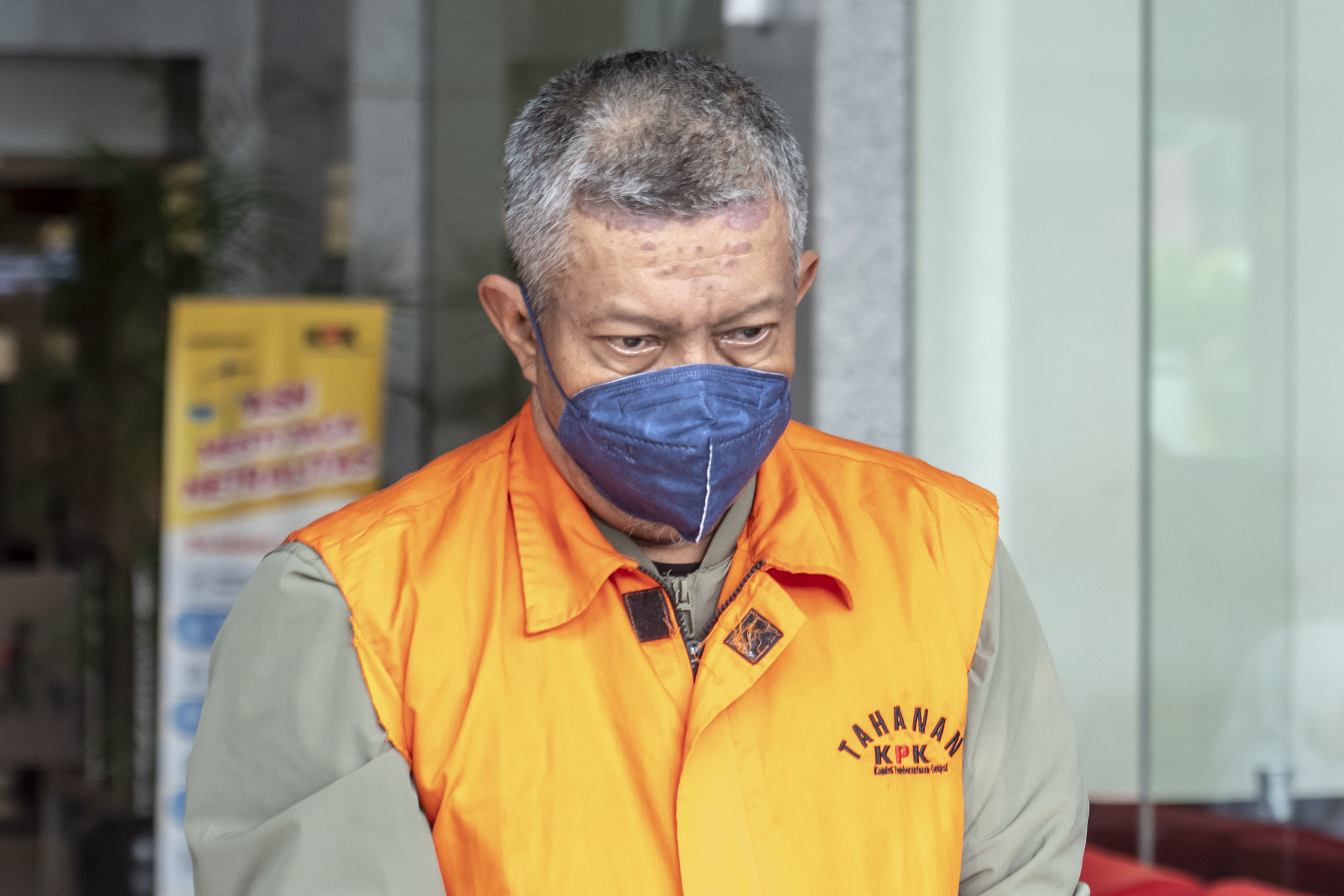 Mantan Wali Kota Yogyakarta Haryadi Suyuti usai diperiksa di Gedung KPK Jakarta.