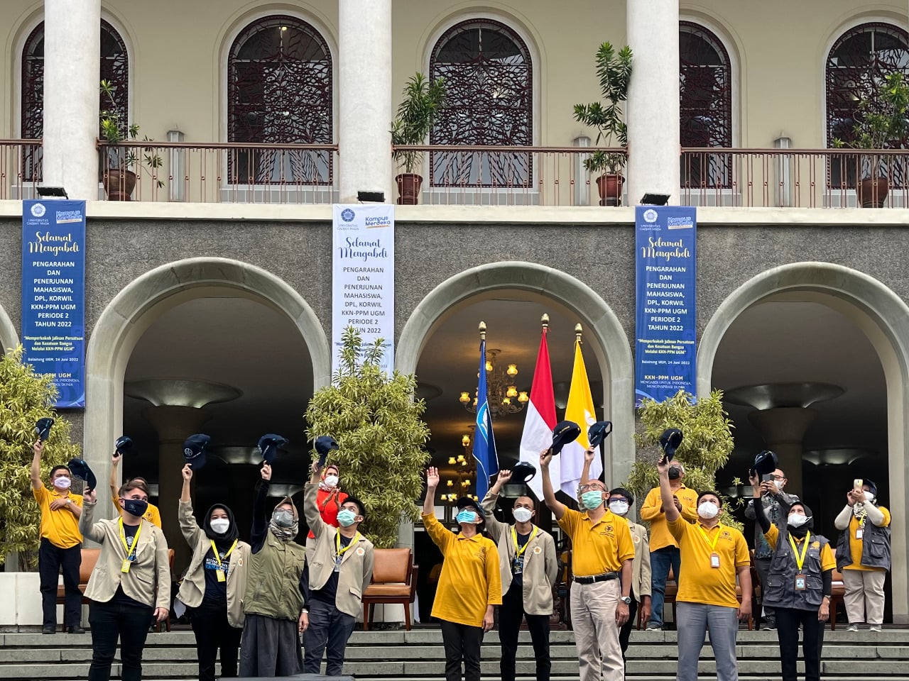 Pelepasan mahasiswa peserta KKN-PPM untuk peningkatan literasi digital masyarakat