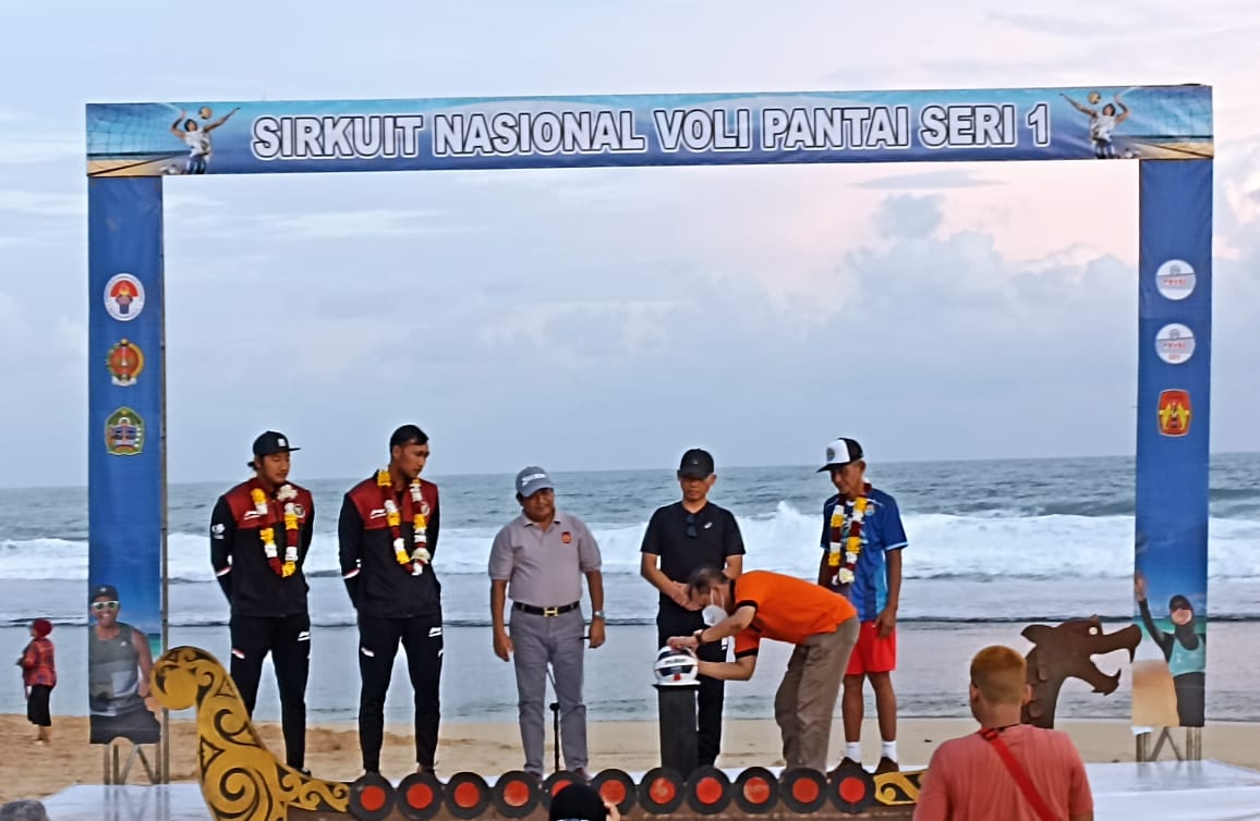 Gelaran Sirkuit Nasional Voli Pantai Seri 1 yang dihelat di Pantai Sepanjang, Tanjungsari, Gunungkidul, Daerah Istimewa Yogyakarta (DIY).
