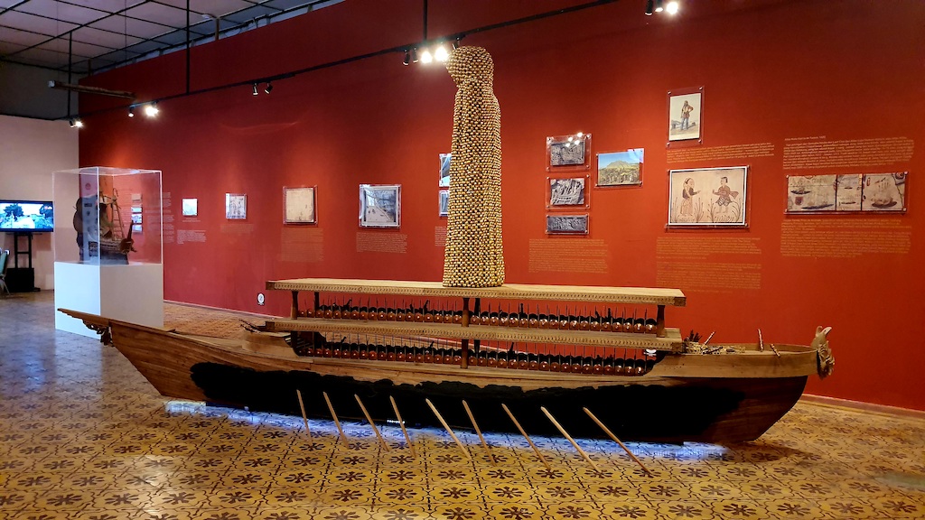 Rekonstruksi kapal perang Madura berlapis buah pala.