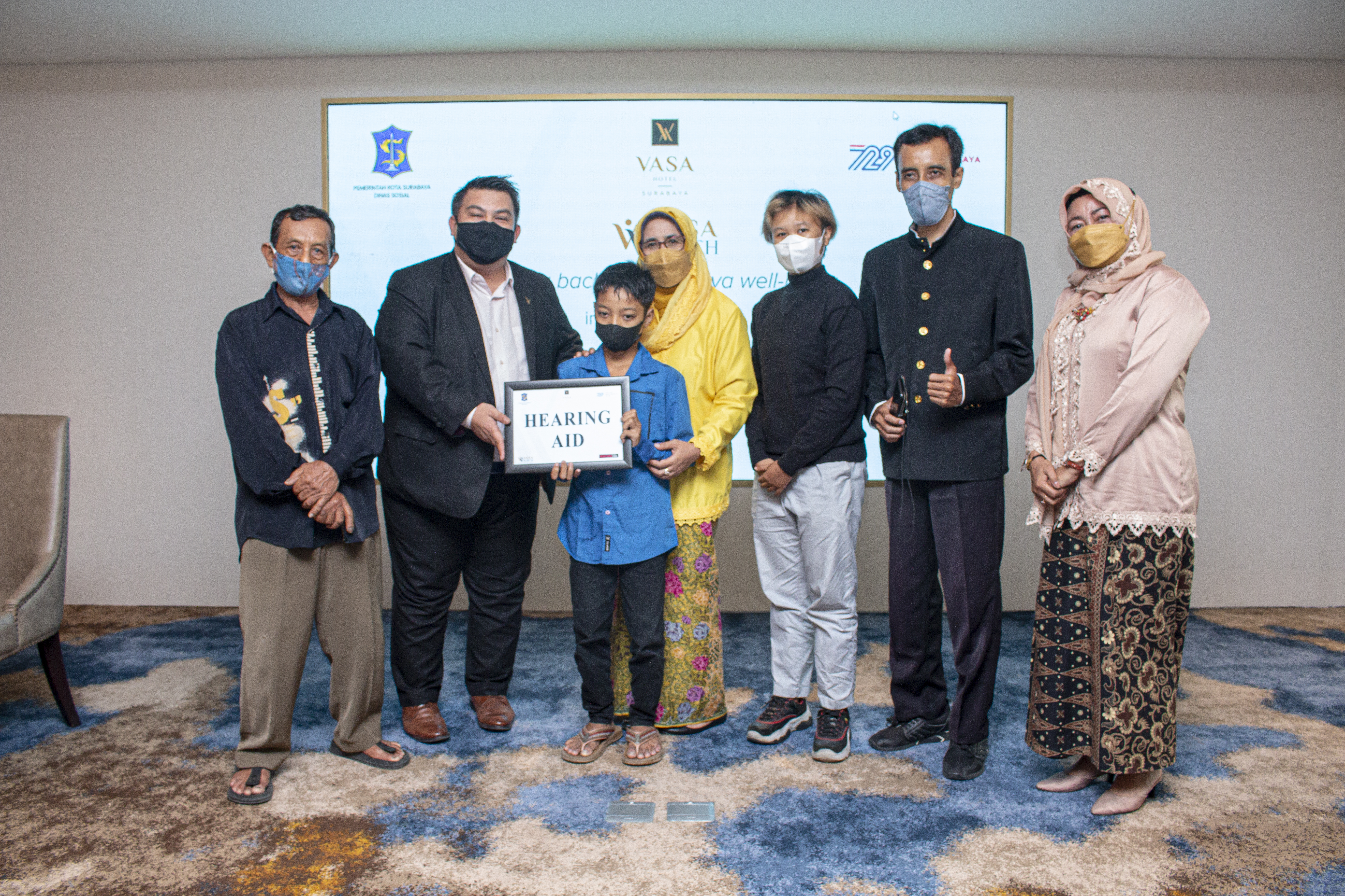 Vasa Hotel Surabaya merayakan Hari Jadi Kota ke-729 Kota Surabaya dengan berbagi kepada warga Kota Surabaya. 