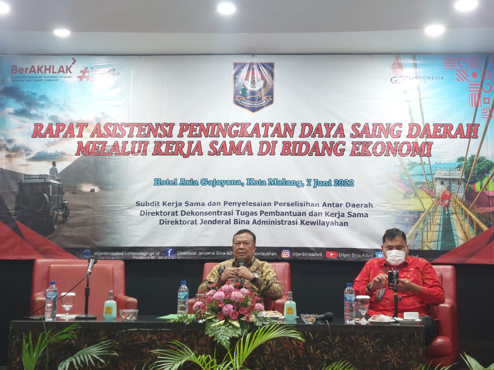 Rapat Asistensi Peningkatan Daya Saing Daerah melalui Kerja Sama di Bidang Ekonomi pada pariwisata di Kawasan Bromo Tengger Semeru di Malang