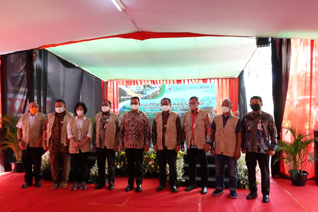 Peluncuran program implementasi pengelolaan sampah secara mandiri untuk industri maupun perusahaan 