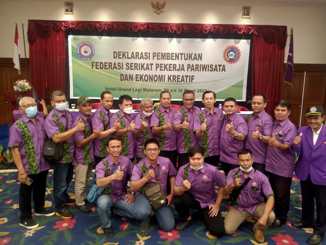 Momen deklarasi pembentukan Federasi Serikat Pekerja Pariwisata dan Ekonomi Kreatif KSPSI