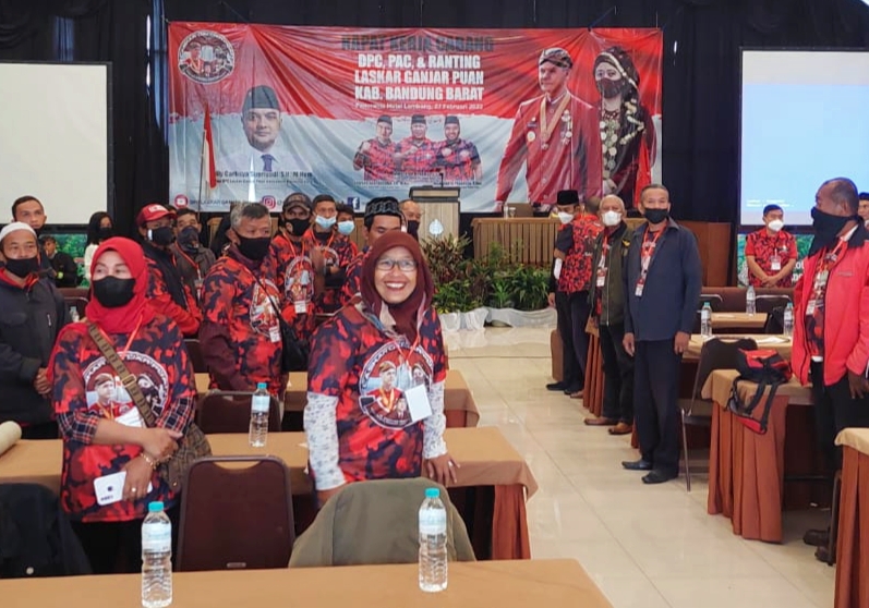 Acara dklarasi dukungan kepada pasangan capres-cawapres Ganjar Pranowo dan Puan Maharani . 
