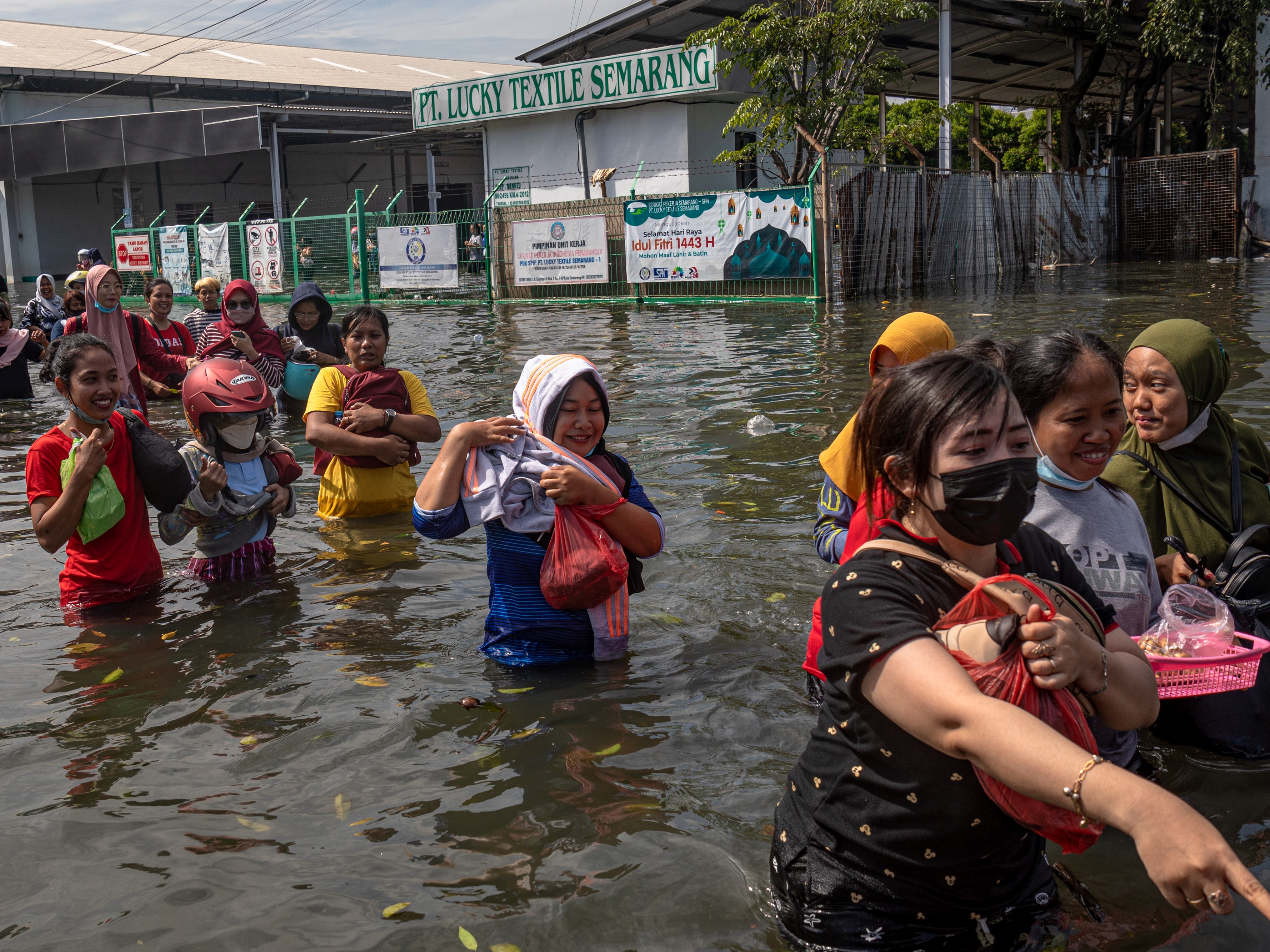 Atasi Penurunan Tanah, Pemkot Semarang Minta Industri Pakai Air PDAM