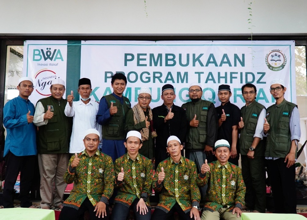 Peresmian “Program Tahfidz Kampung Qur’an Cireunghas” di Diniyah Al-Kautsar Cireunghas, Sukabumi, Jawa Barat.
