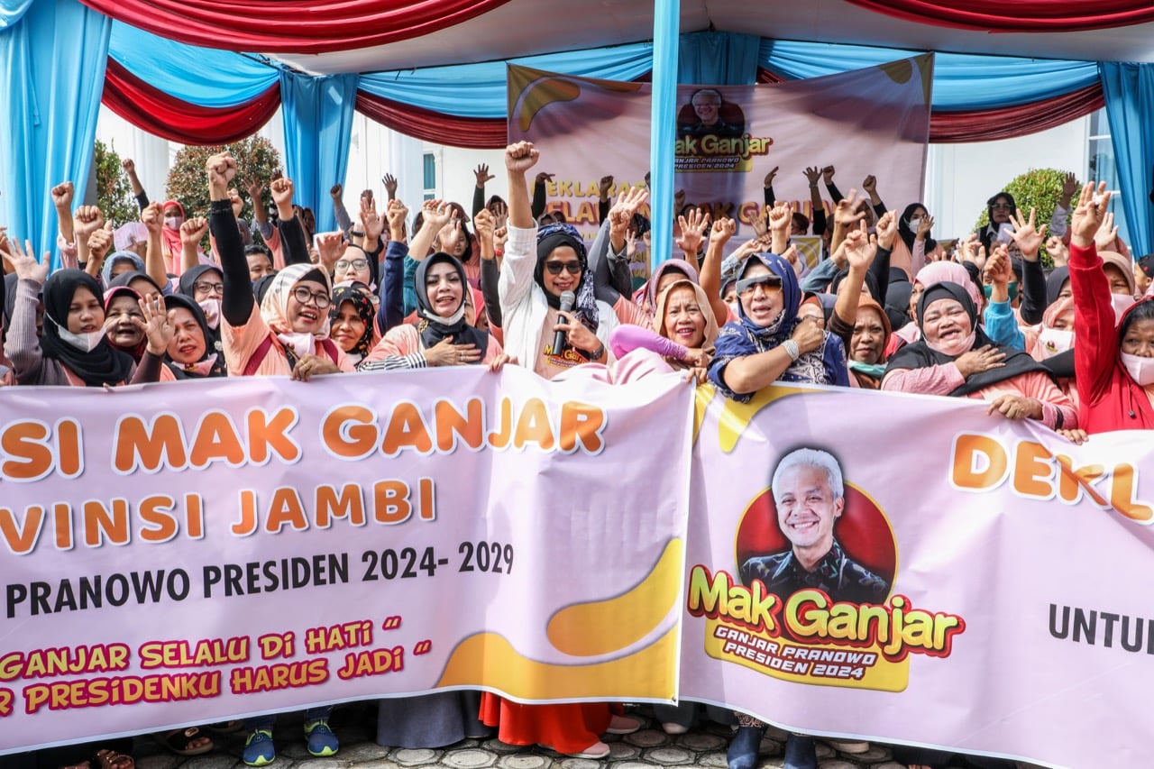 Mak-mak Jambi menyatakan dukungan kepada Ganjar Pranowo untuk menjadi Presiden 2024.