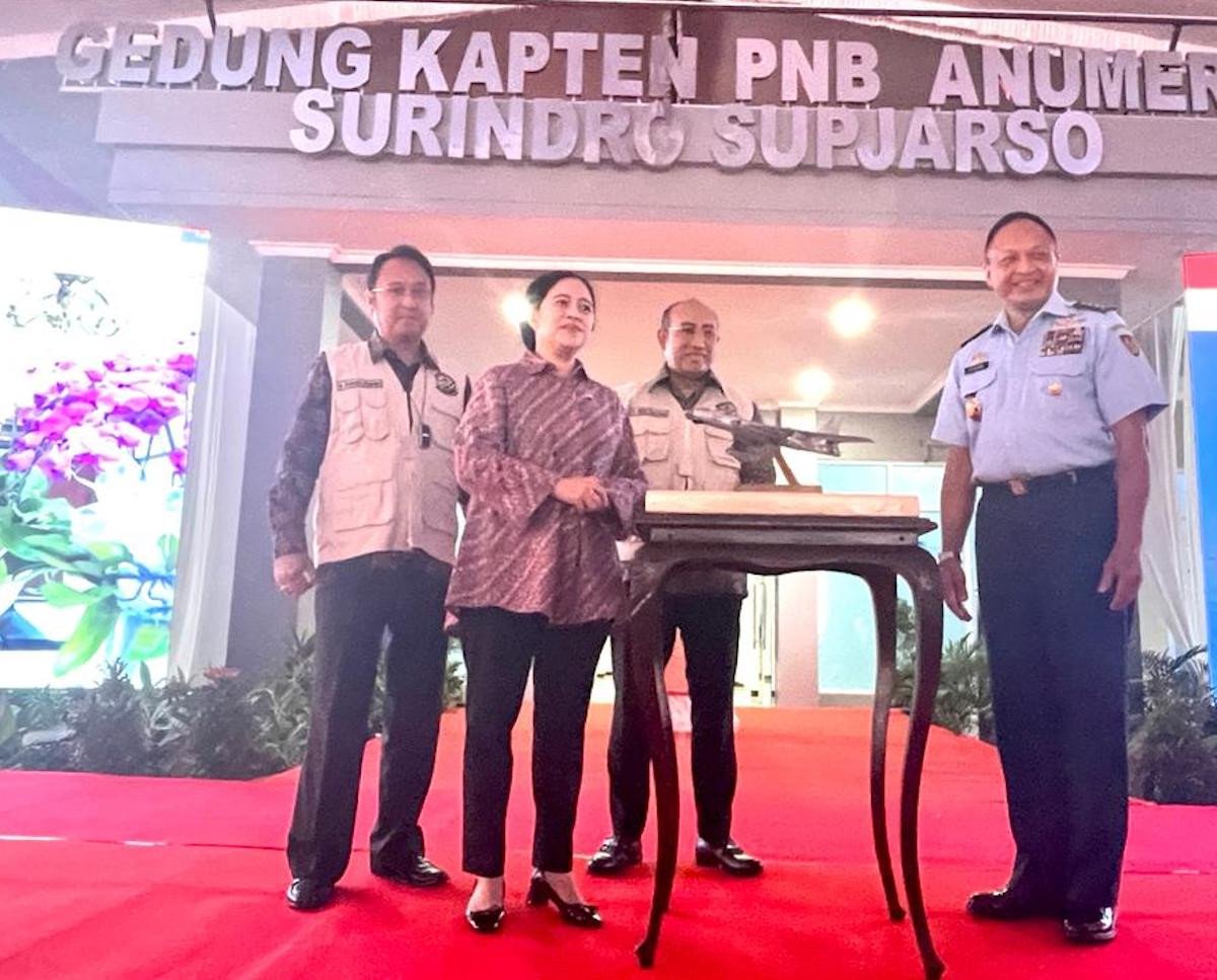 Ketua DPR RI Puan Maharani meresmikan gedung Kapten PNB Anumerta Surindro SUpjarso di Lanud Iswahjudi, Malang, Jatim