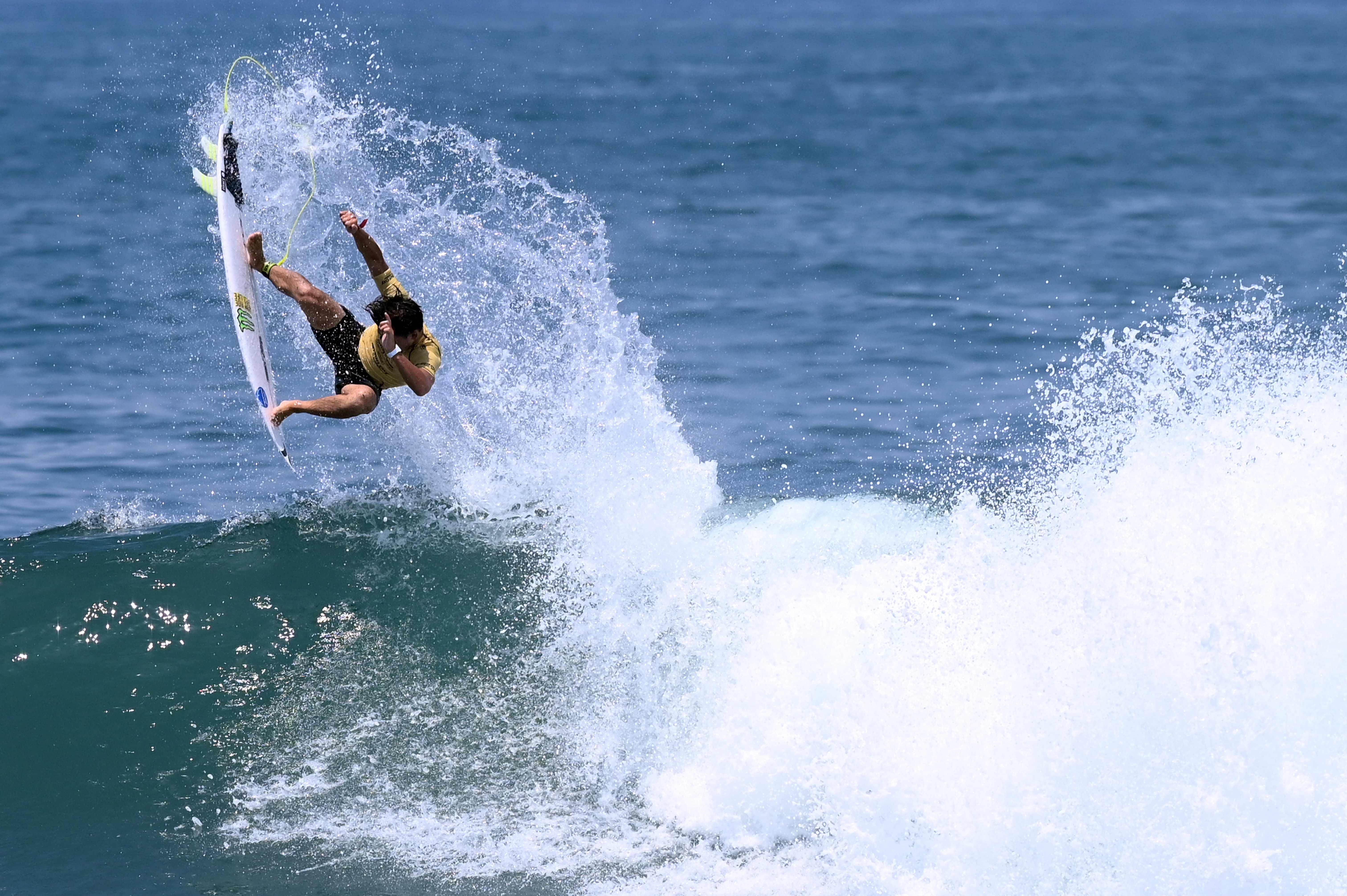 Selancar salah satu cabang olahraga yang dipertandingkan di World Beach Games.