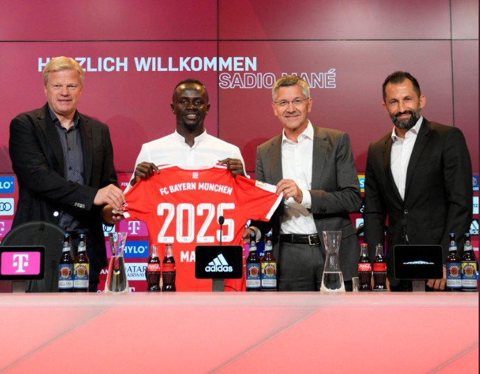 Sadio Mane saat diperkenalkan sebagai pemain Bayern Muenchen.