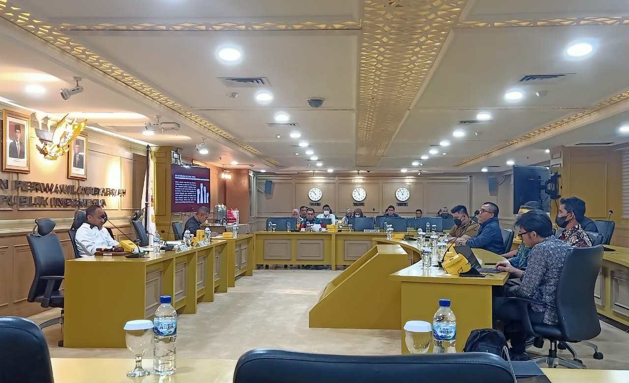 TIM advokasi Jurkani bersama Walhi, Sawit Watch, dan Integrity melakukan audiensi ke Komite 1 DPD RI mengadukan penyerobotan tanah oleh PT M