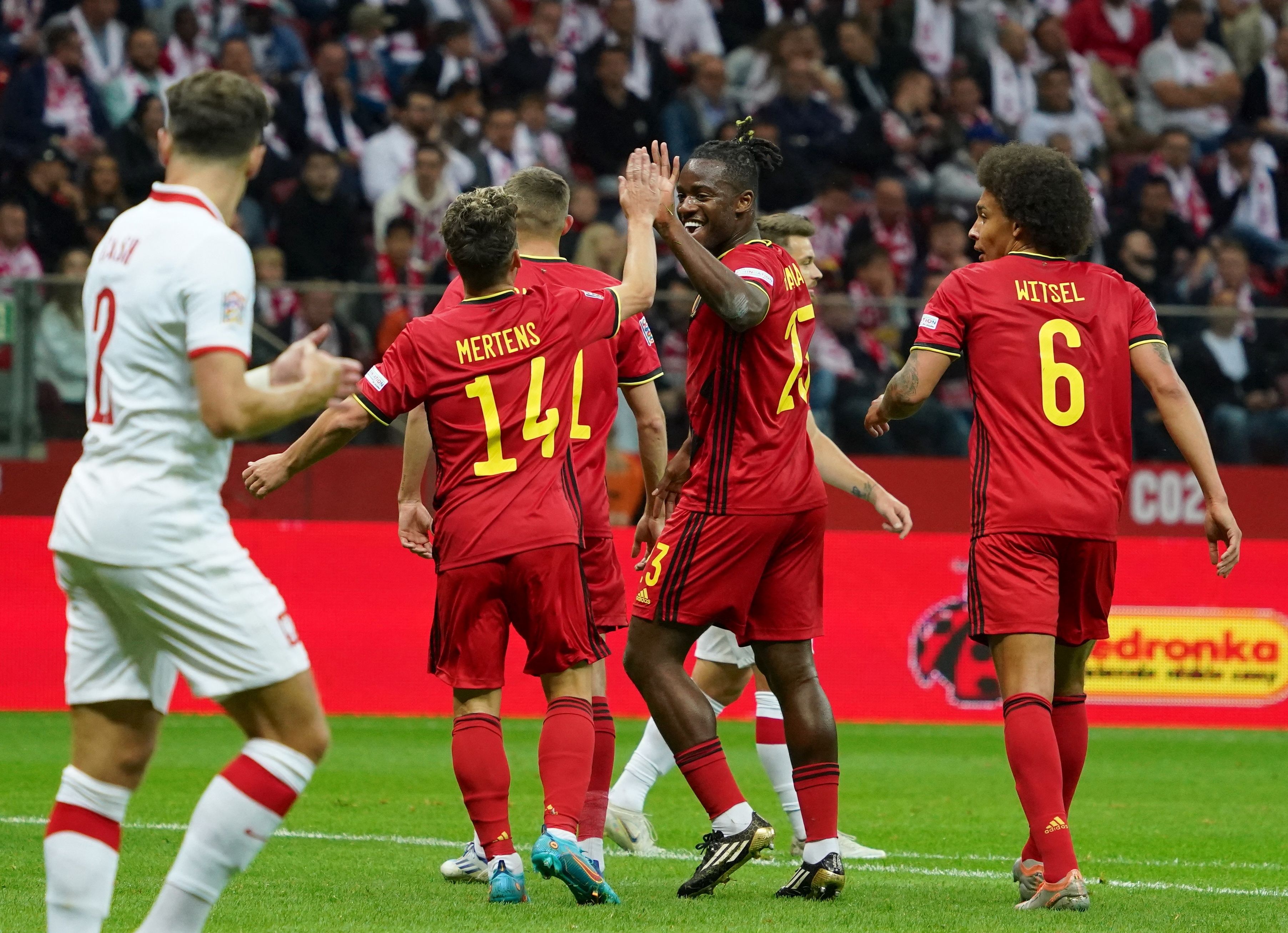 Para pemain Belgia melakukan selebrasi usai mencetak gol ke gawang Polandia di laga Liga Negara UEFA