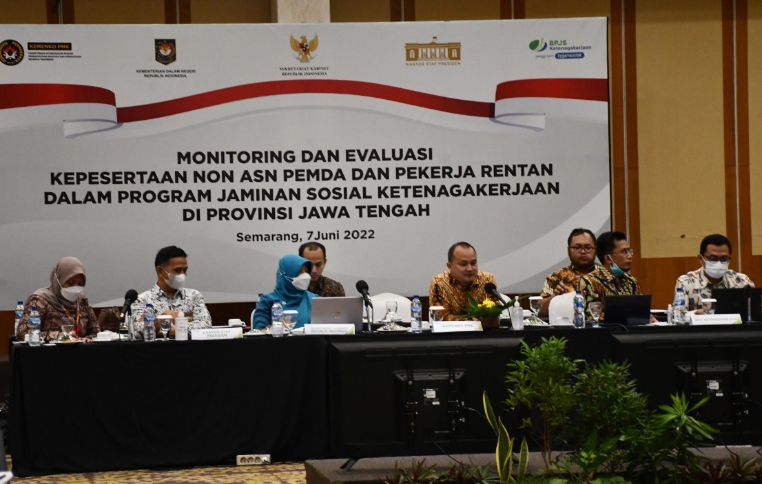 Rapat monitoring dan evaluasi kepesertaan non ASN Pemda dalam BPJS Ketenagakerjaan di Daerah Istimewa Yogyakarta.