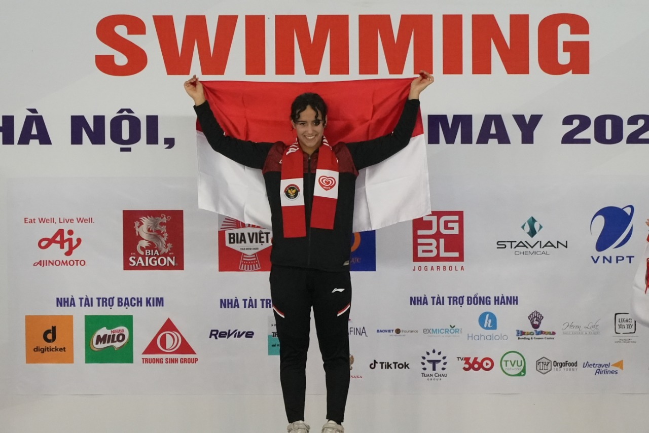 Perenang Indonesia Masniari Wolf.