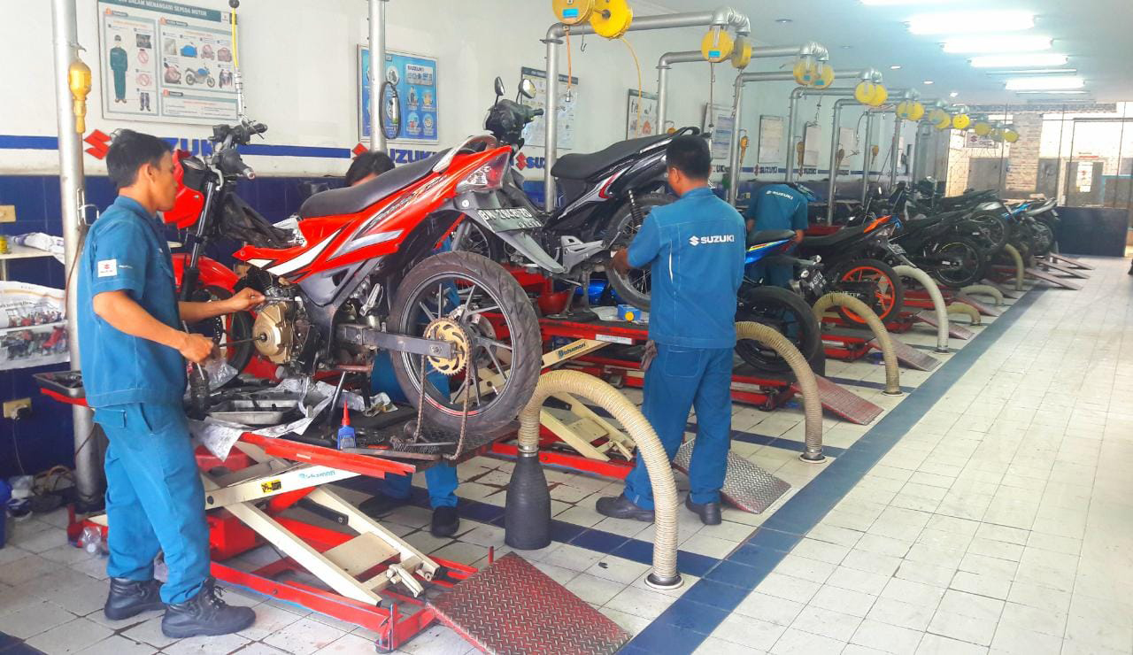 SIS Tawarkan Beragam Kemudahan bagi Konsumen Sepeda Motor Suzuki