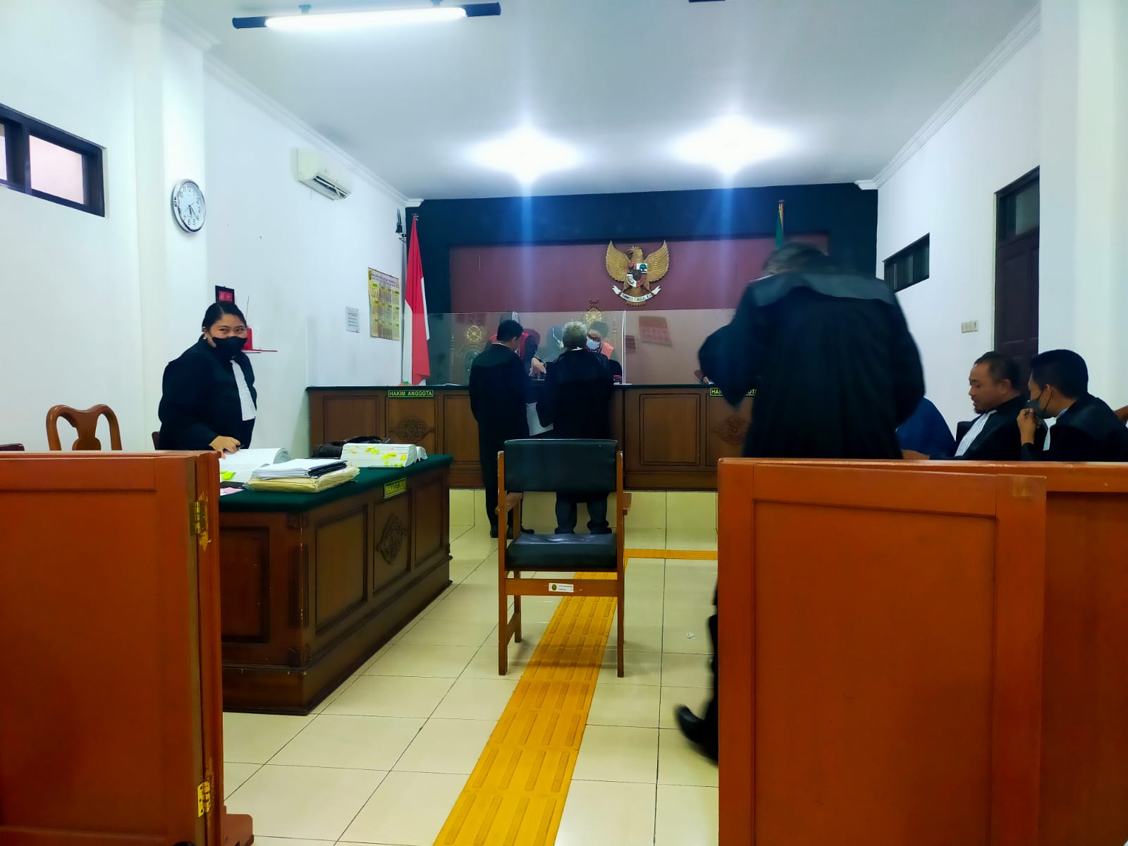 Ilustrasi suasana sidang