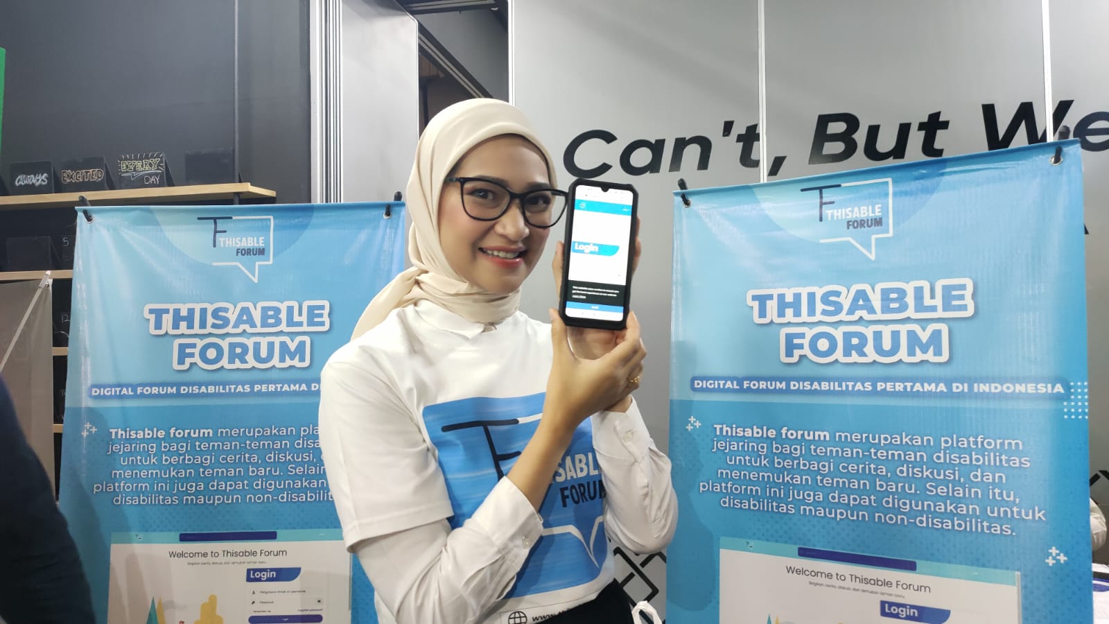 Founder sekaligus inisiator platform Thisable Forum Angkie Yudistia saat peluncuran Thisable Forum, Selasa (14/6).