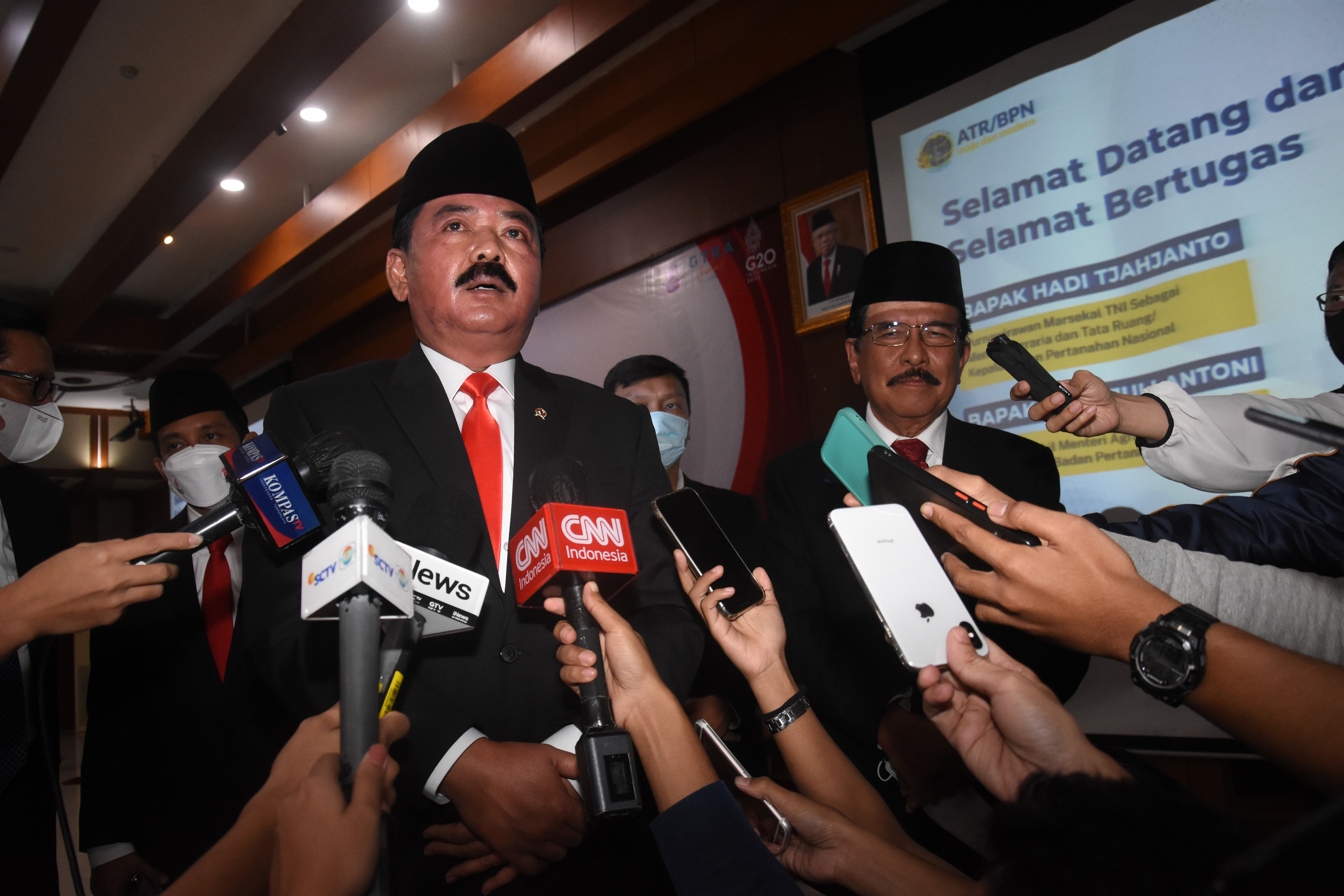 Menteri ATR/Kepala BPN Hadi Tjahjanto saat menyampaikan keterangan pers.