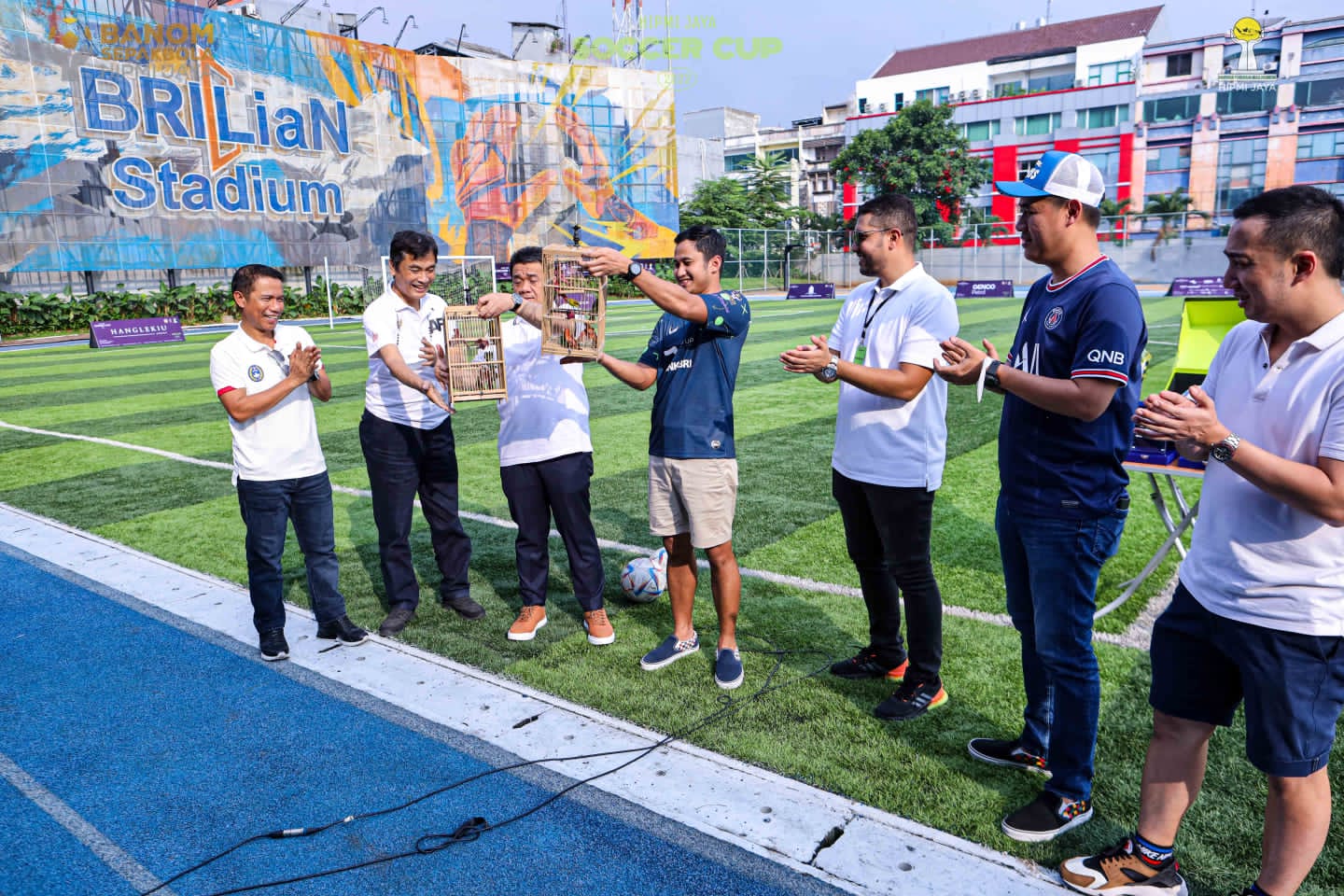 Pembukaan turnamen sepak bola Hipmi Jaya Cup. 
