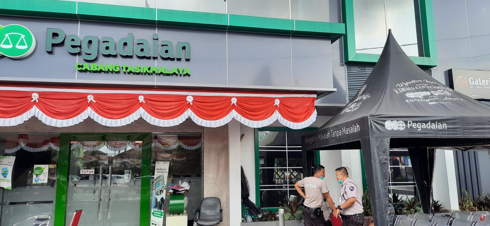 Ilustrasi outlet pegadaian