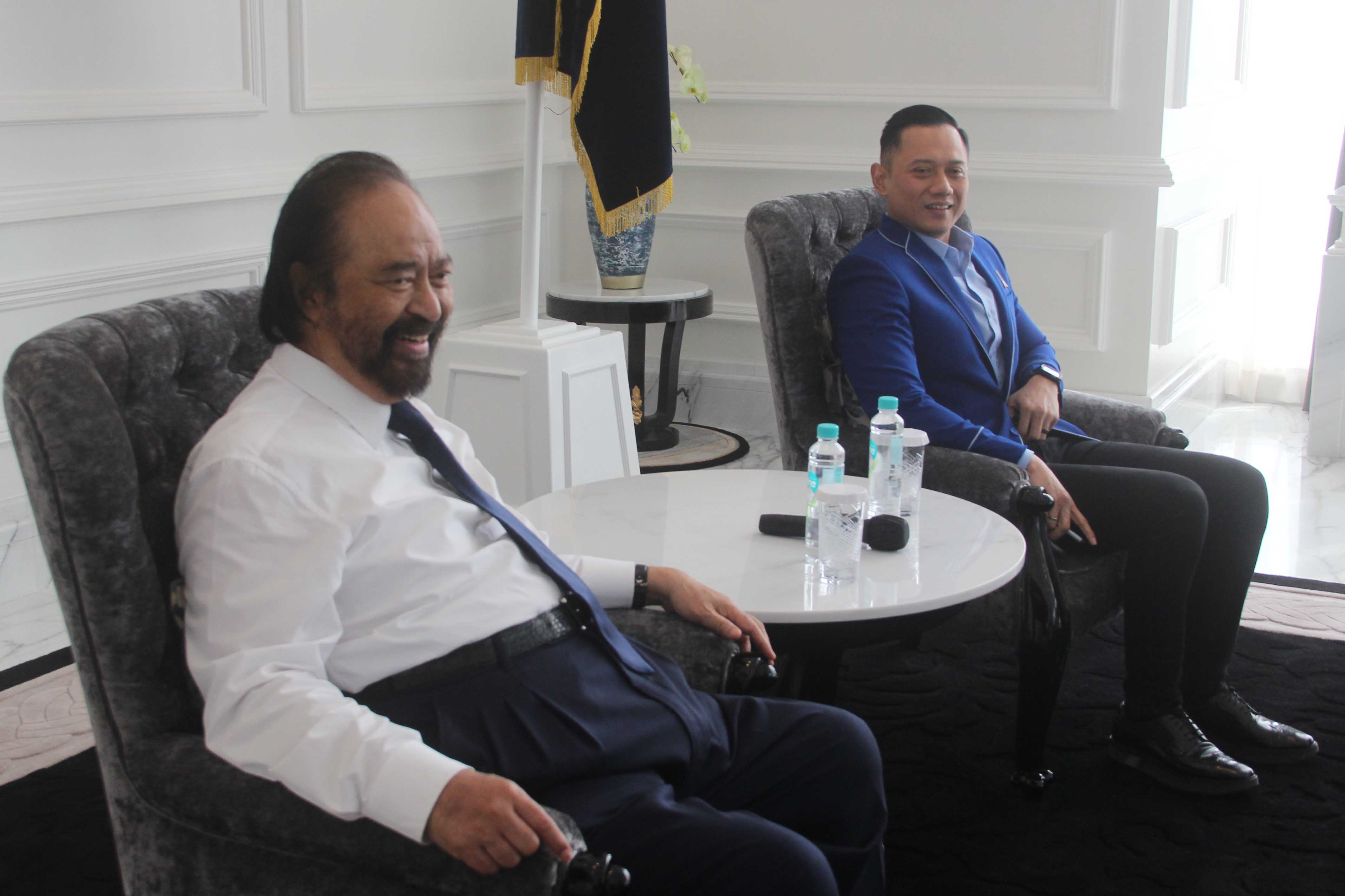 Ketum Partai NasDem Surya Paloh bertemu dengan Ketum Partai Demokrat Agus Harimurti Yudhoyono.