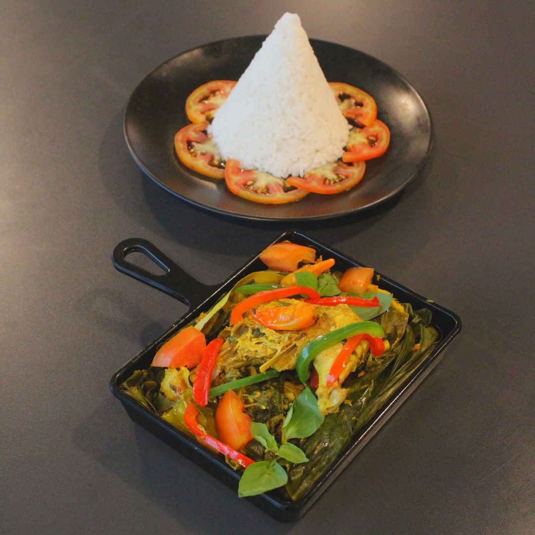 ASTON Imperial Bekasi juga menambahkan menu Pepes Ayam Kemangi tersebut hanya akan tersedia di bulan Juli sampai dengan Agustus.