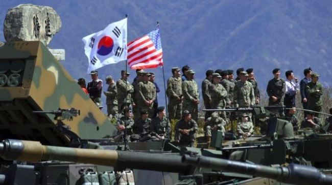 Latihan militer bersama Amerika Serikat dan Korea Selatan yang rutin dilakukan dinilai ancaman bagi Korea Utara.