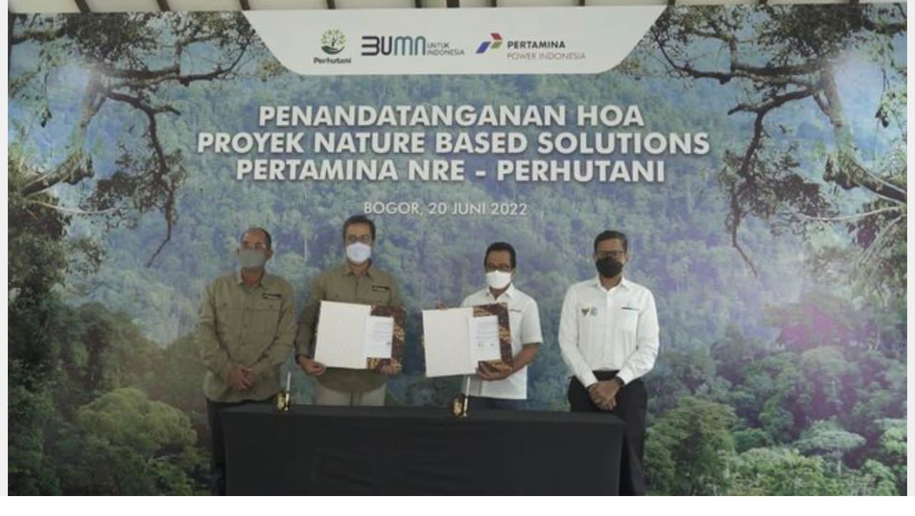 Acara penandatanganan Kerja sama Pengembangan Proyek NBS antara Perhutani dan Pertamina Power Indonesia.