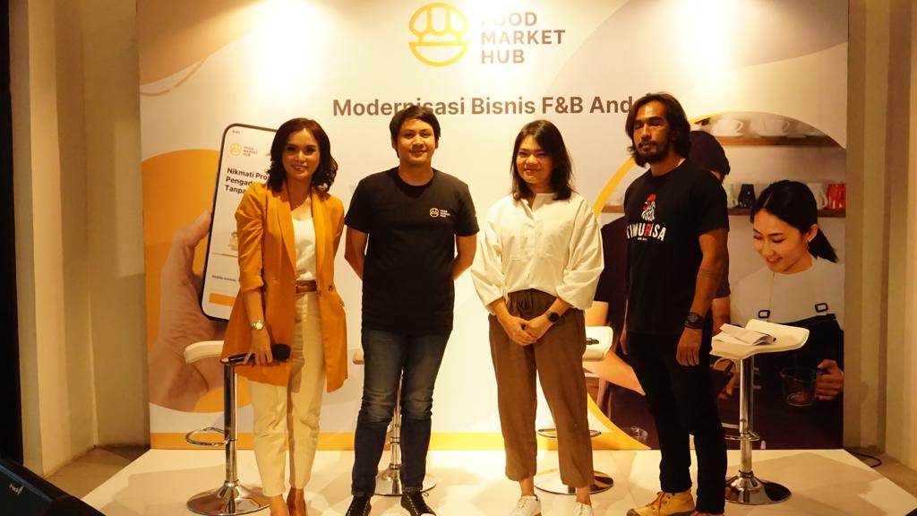 Para Pembicara dalam talkshow ‘Bedah Dapur #3: Jemput Cuan Lewat Digitalisasi Proses Pemesanan ke Supplier.