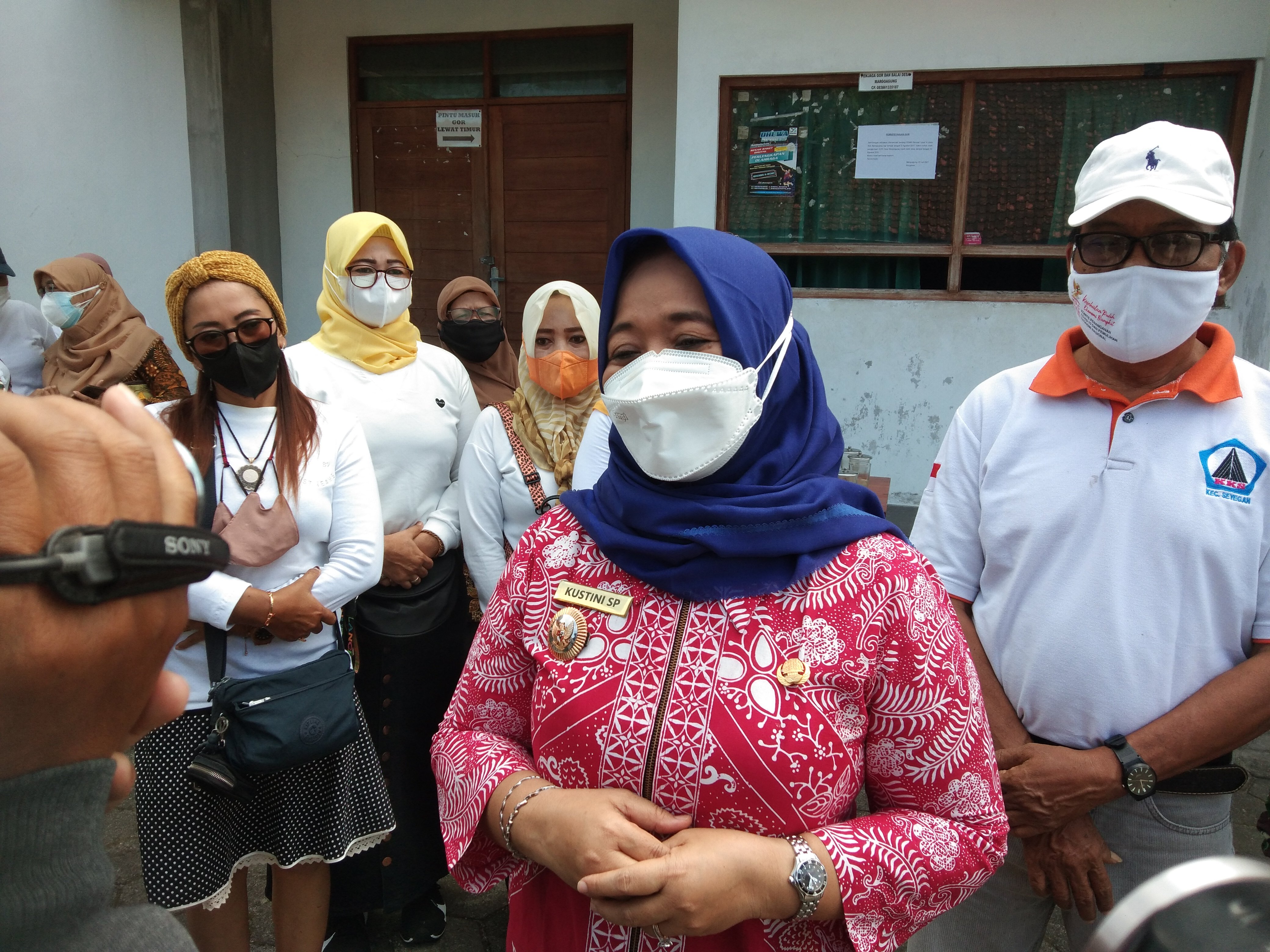 Bupati Sleman, Kustini Sri Purnomo menyebutkan stok sapi untuk kurban tahun 2022 di wilayahnya kurang karena wabah PMK