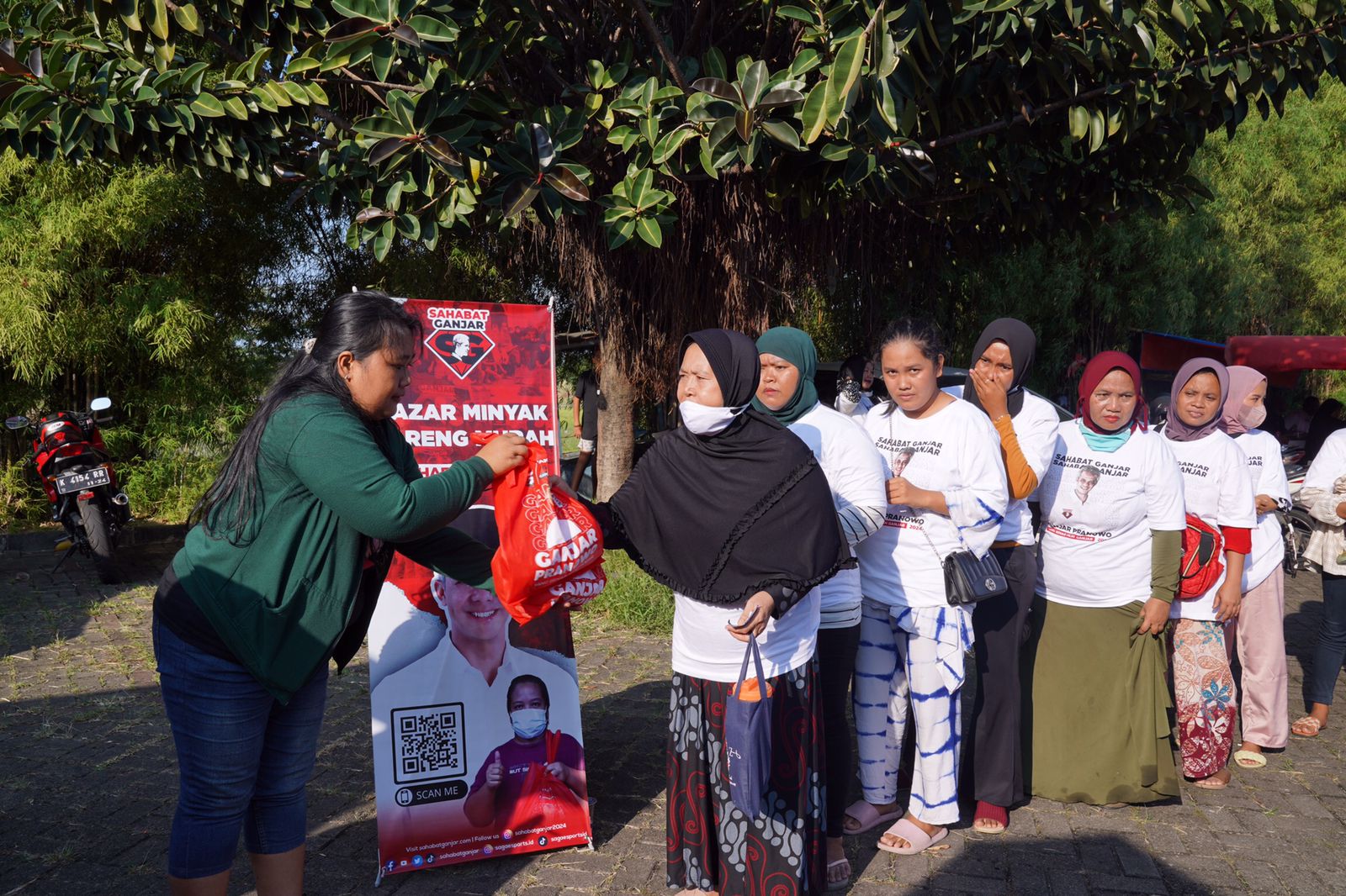 Kegiatan Sahabat Ganjar di Banten 