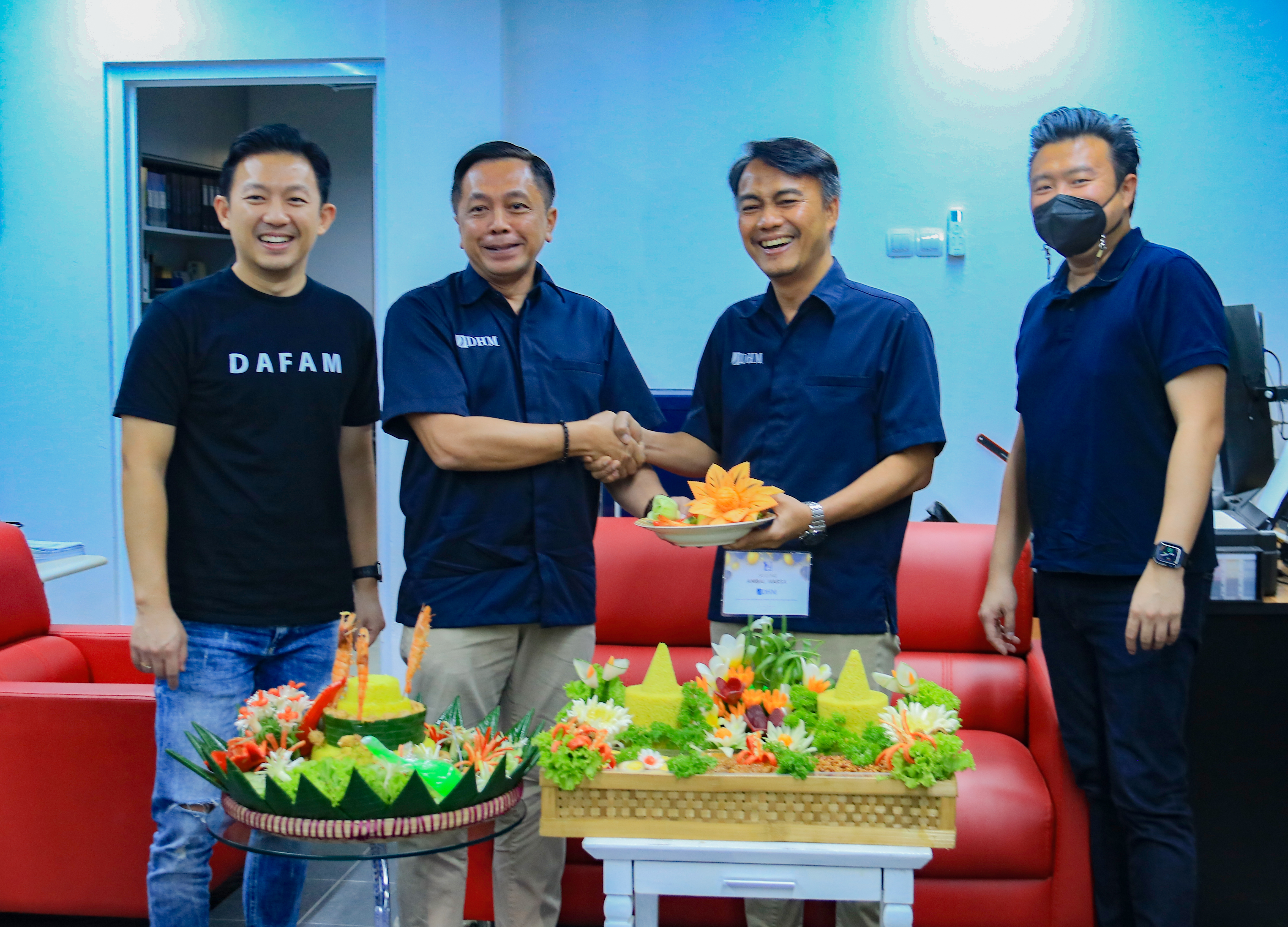 Ulang tahun Dafam Hotel Management (DHM) yang ke-12, yang dirayakan dengan suasana penuh kebersamaan dan kekeluargaan.