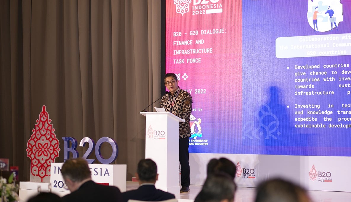  Ketua Umum KADIN Indonesia Arsjad Rasjid 