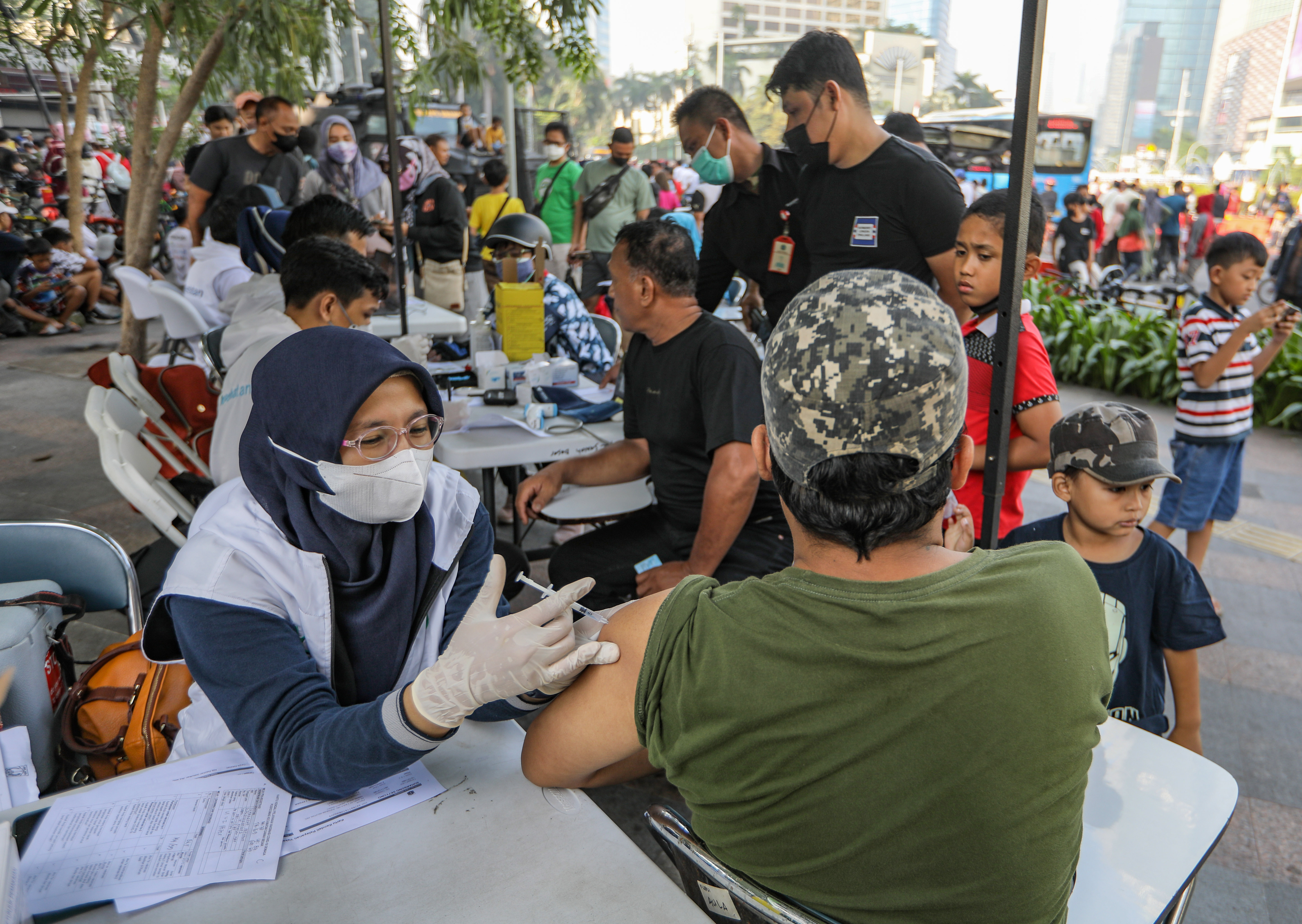 Sakit Kepala jadi Gejala Dominan Subvarian BA.4 dan BA.5