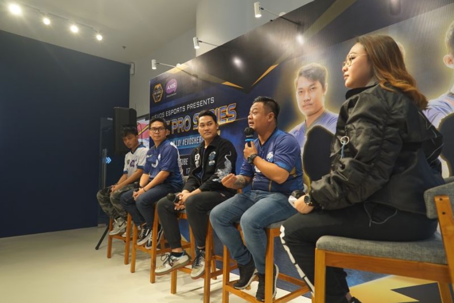 Konferensi pers peluncuran dan penayangan acara realitas EVOS Fams Cup (EFC) Pro Series 2022 bersama AXIS, Jakarta, Kamis (17/7).