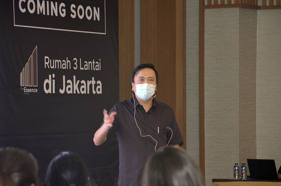 Marketing & Sales Director Urban Development PT Modernland Realty Tbk Kelvin O Lesmana