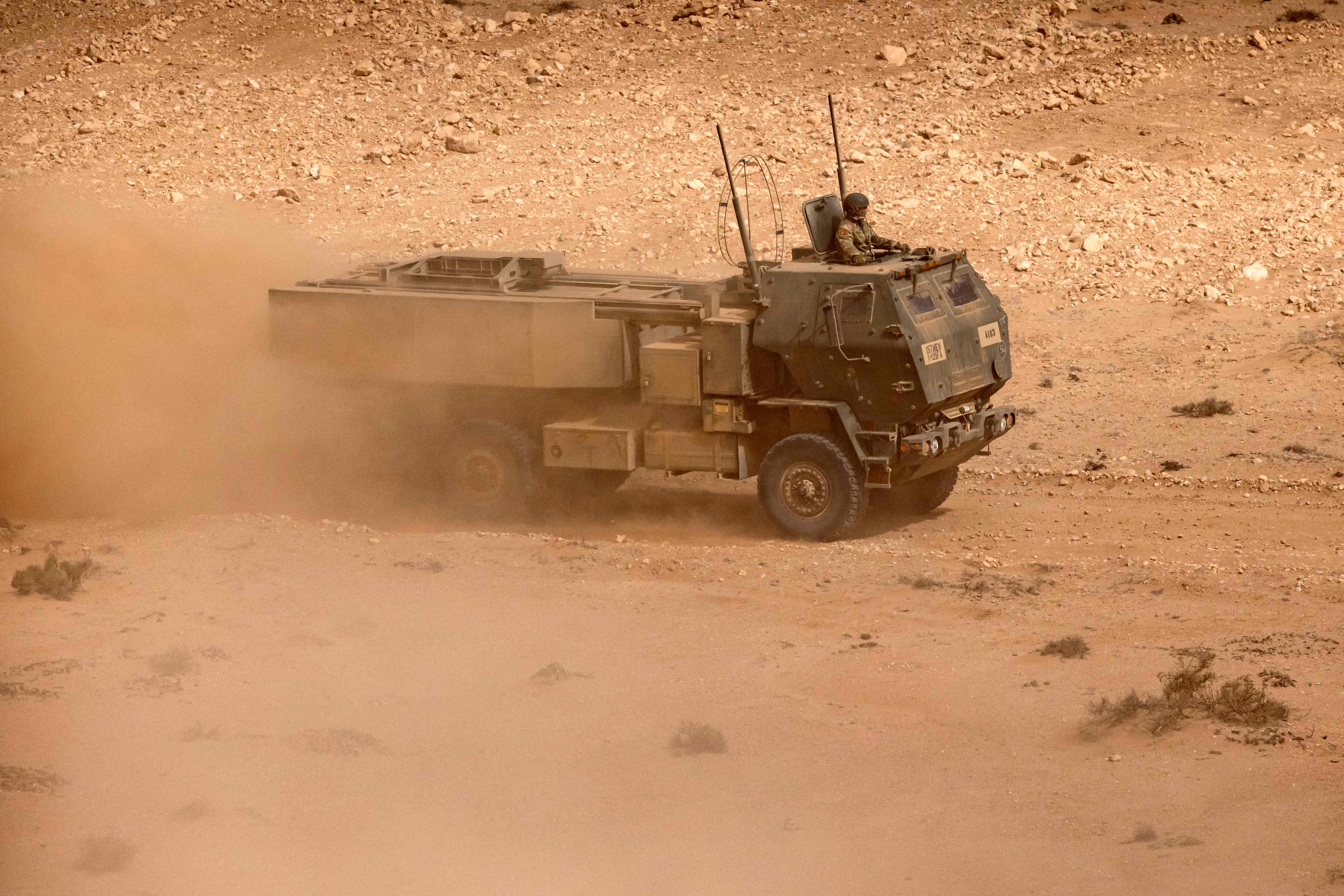 Rusia Ubah Strategi karena AS Pasok Sistem Roket Himars ke Ukraina