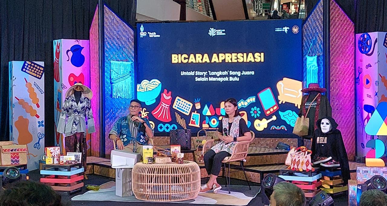 Menparekraf Sandiaga Uno menghadiri acara Apresiasi Kreasi Indonesia (AKI) 2022 digelar di Kota Banjarmasin, Kalimantan Selatan.