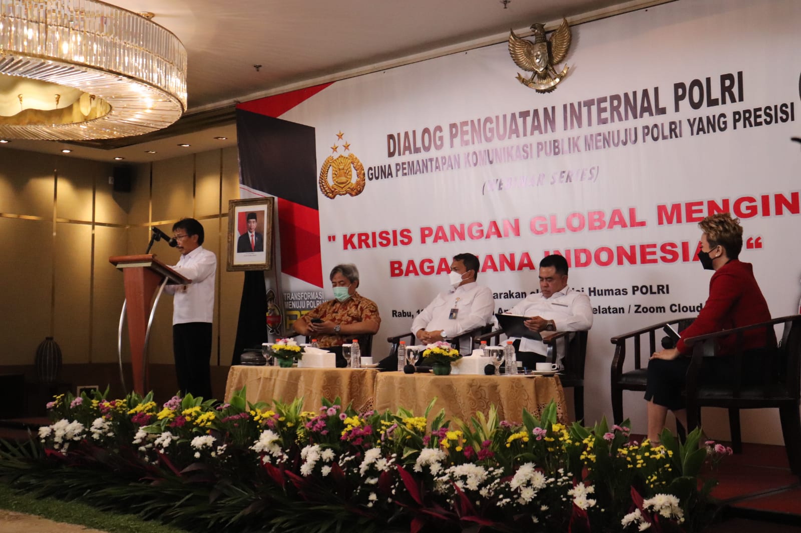 Kondisi pangan global saat ini sedang tidak baik-baik saja. Karena itu, perlu diwaspadai kemungkinan terjadinya krisis pangan.