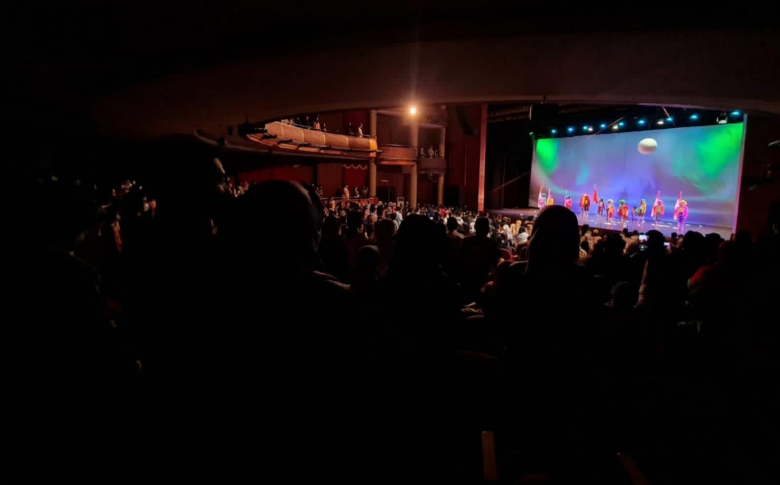 Teater Tanah Air (TTA) melakukan pertunjukan di Gedung Teater Jakarta, Taman Ismail Marzuki (TIM), Jakarta Pusat.