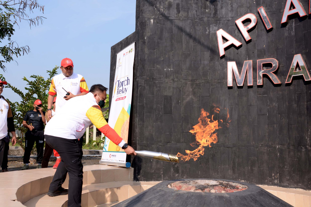 Obor APG XI Solo Mulai Dikirab dari Lokasi Api Abadi Mrapen 