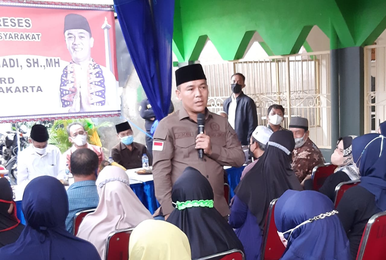 Wakil Sekretaris Fraksi Partai Gerindra DPRD DKI Jakarta, Adi Kurnia Setiadi,