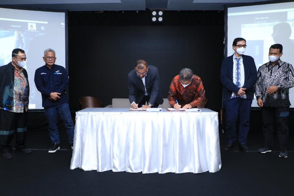 Perjanjian Kerja sama Bangun Guna Serah (BGS) Pabrik BioCNG di PKS Mayang, Rabu (29/6)