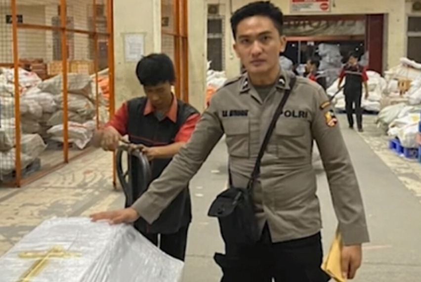 Adik Brigadir J Hutabarat Dimutasi, Keluarga Angkat Bicara