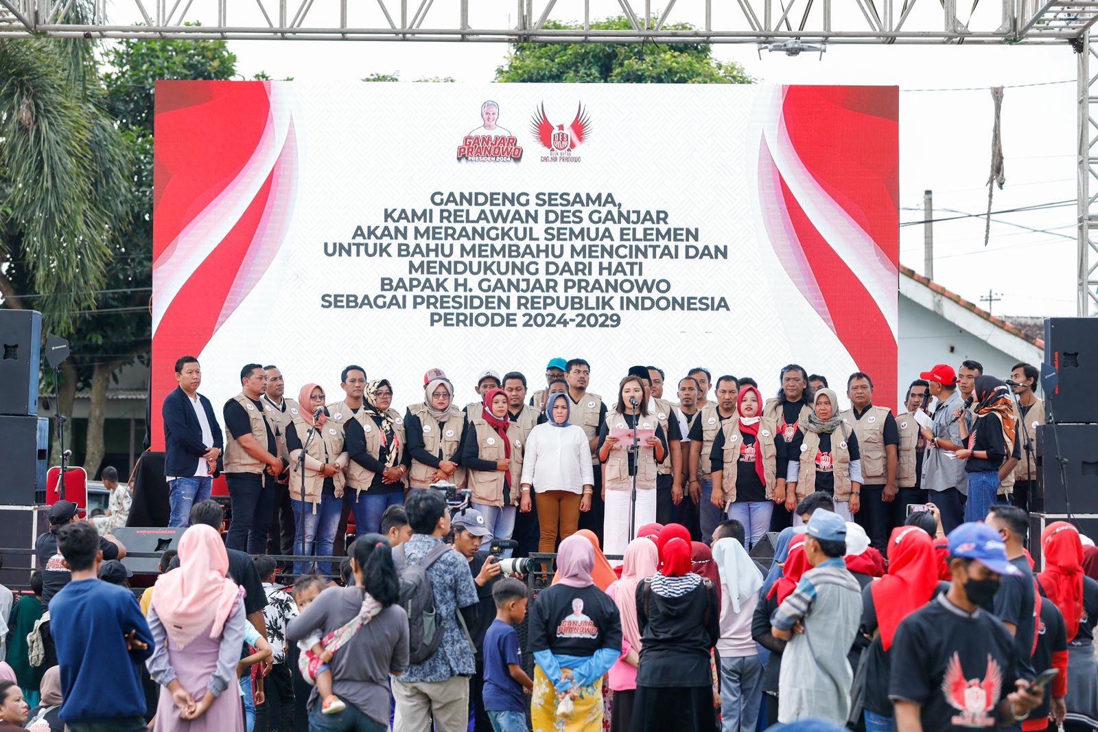 Dkelarasi dan sosialisasi sosok Ganjar Pranowo di Jember, Jawa Timur