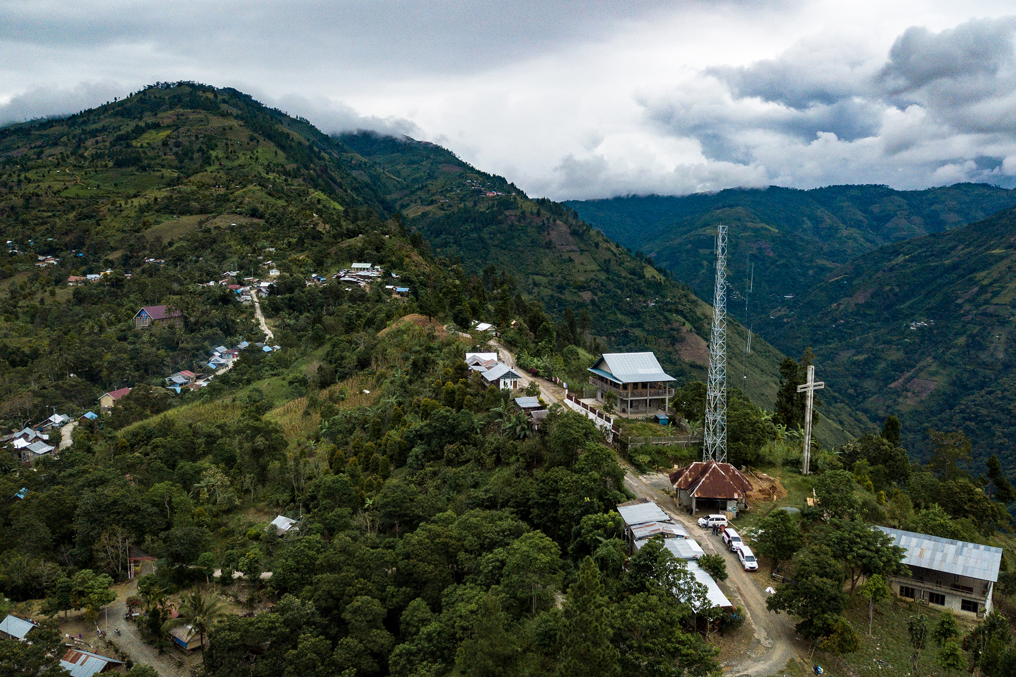 Pembangunan tower BTS oleh Kemenkominfo