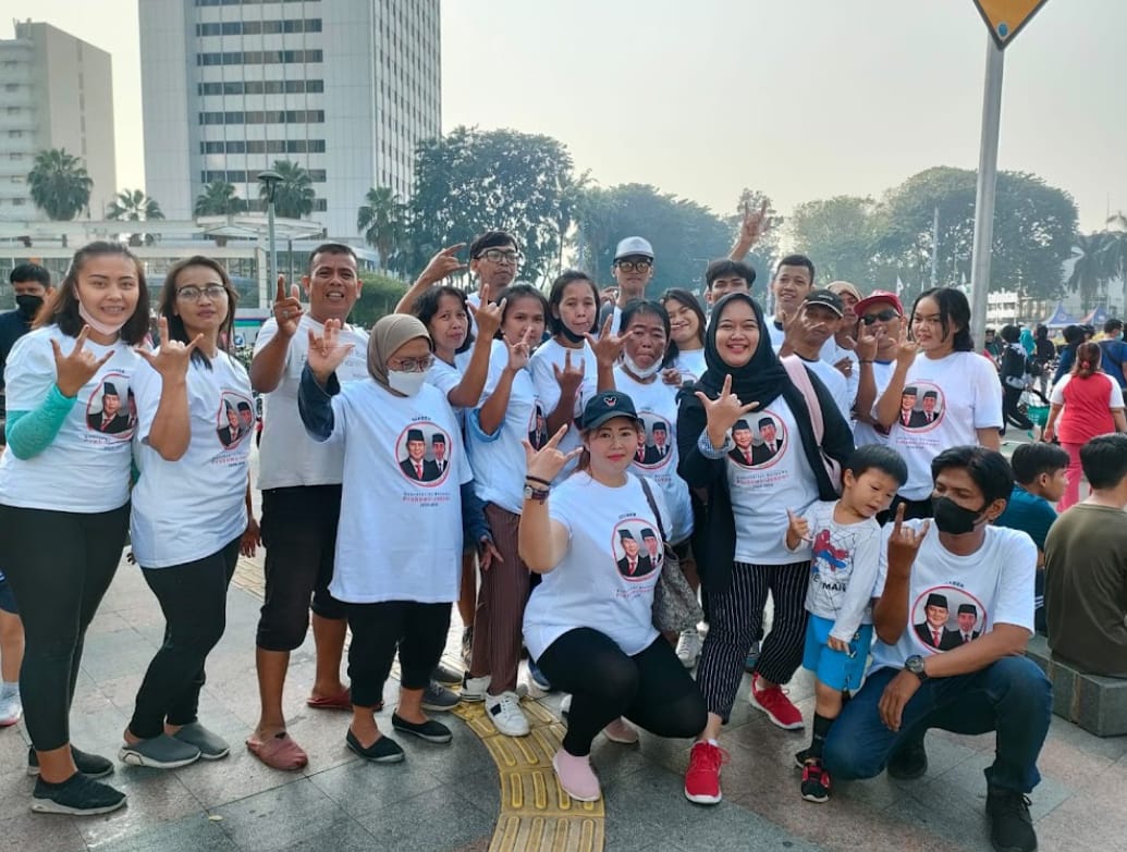 Sekber Prabowo-Jokowi Gelar Fun Walk Saat CFD