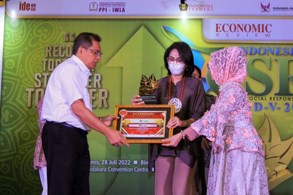 PT Asabri meraih penghargaan 'The Best SDG’s Program Implementation-2022' kategori Good Health & Well Being.